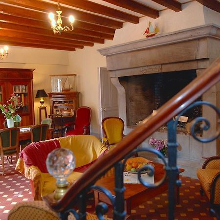 La Maison De Mariecamille Hotel Saint-Germain-Lembron Bagian luar foto
